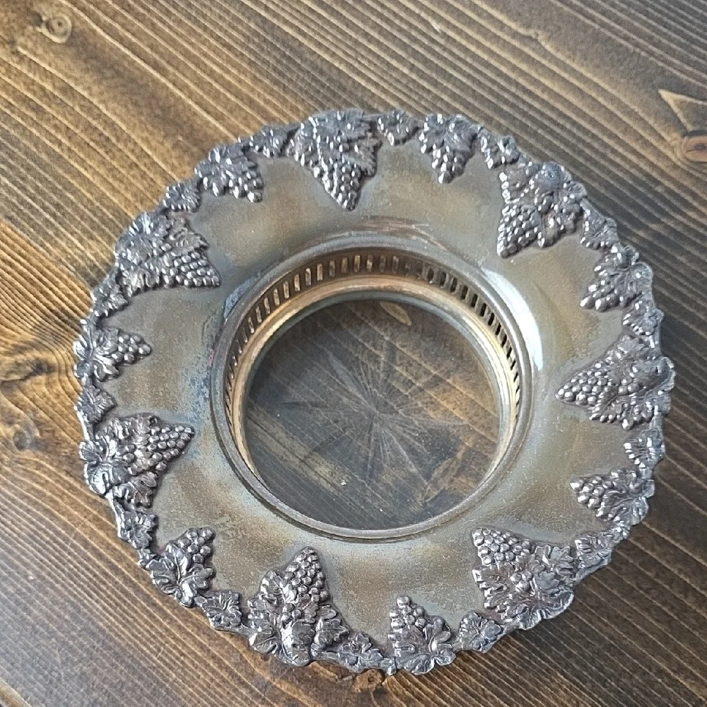 Elegant Silver Decorative Plate‎